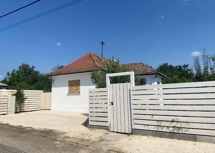 Bánhiday J70 House